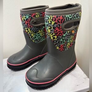 Brand New Bogs Toddler Girls Size 11 Rain boots